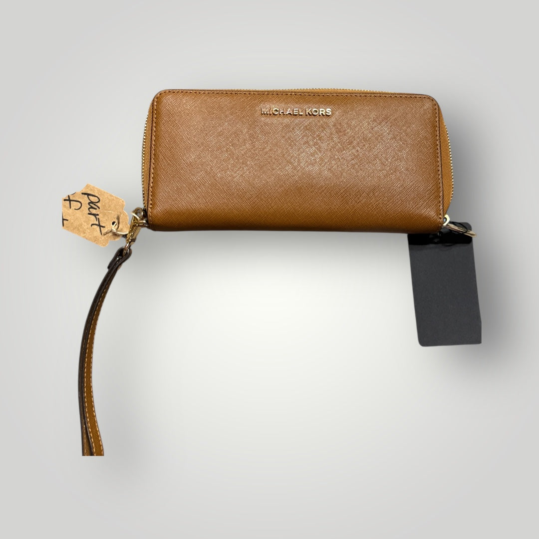 Michael Kors Jet Set Wristlet Wallet